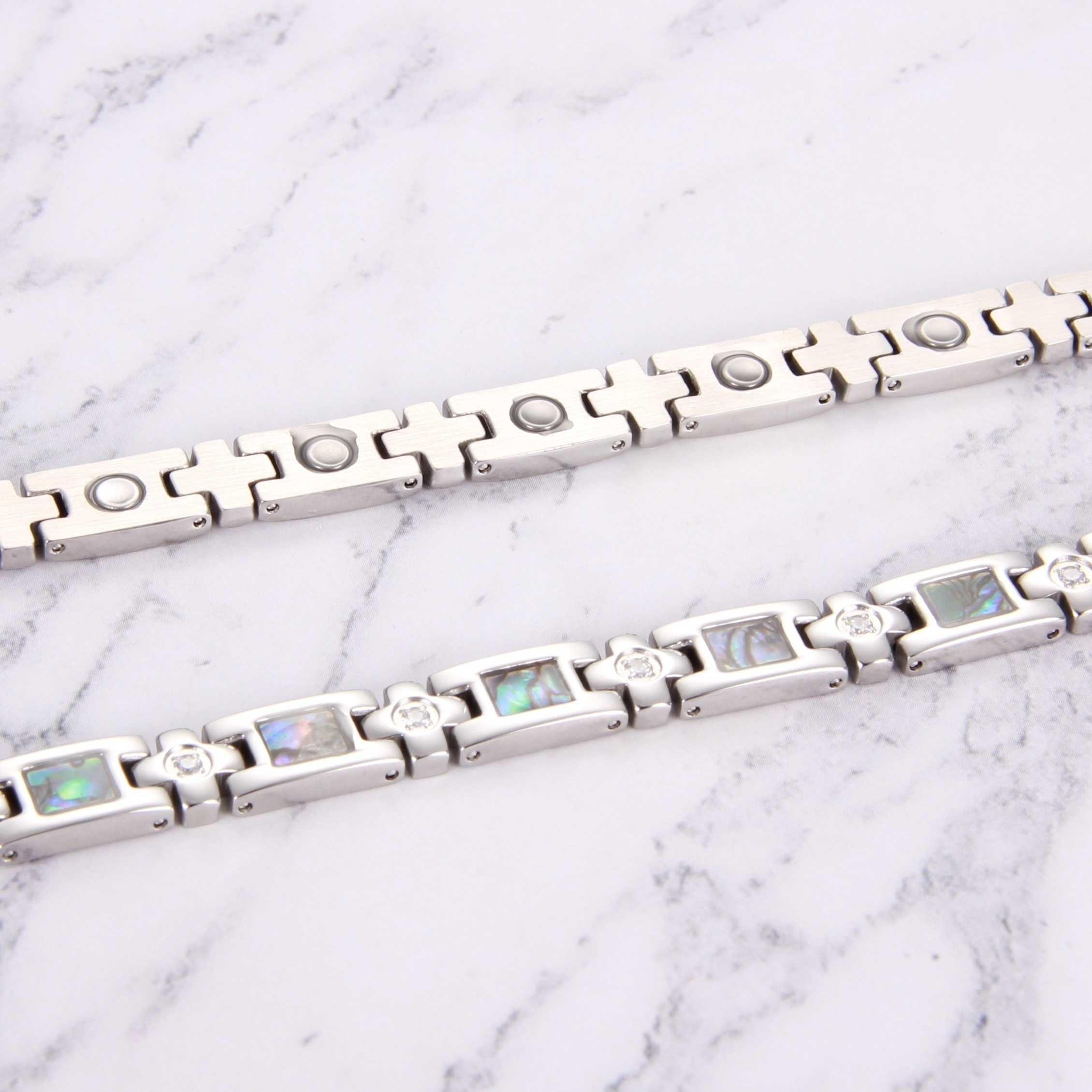 Women's Stainless Steel Magnetic Bracelet Adjustable Length Gift